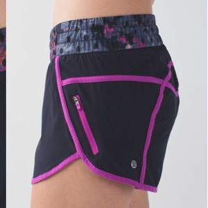 💙Lululemon Tracker Short lll-Naval Blue💙